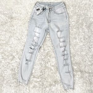 RUE21 Curvy Fray Hem Jeans